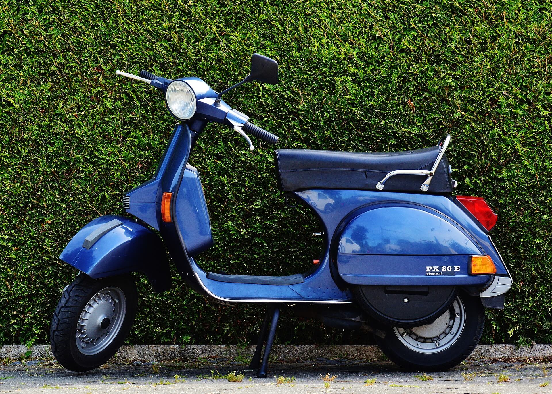 Blue-Scooter